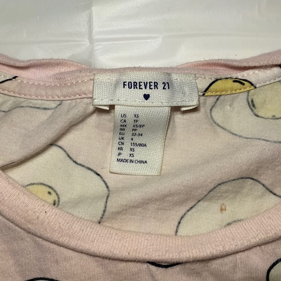 Egg shirt from forever 21 - Picture 3 of 3